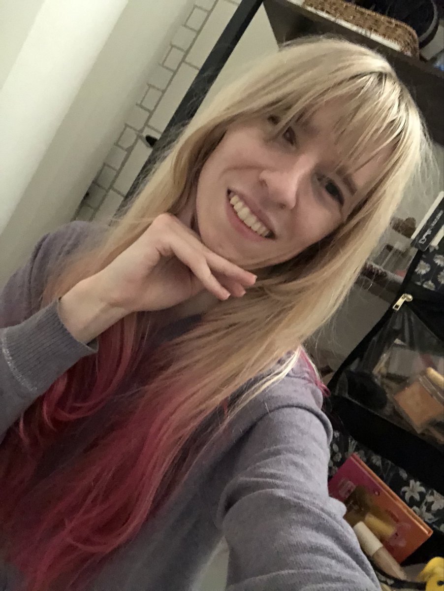 Remi (Rem Fatale) tweet media