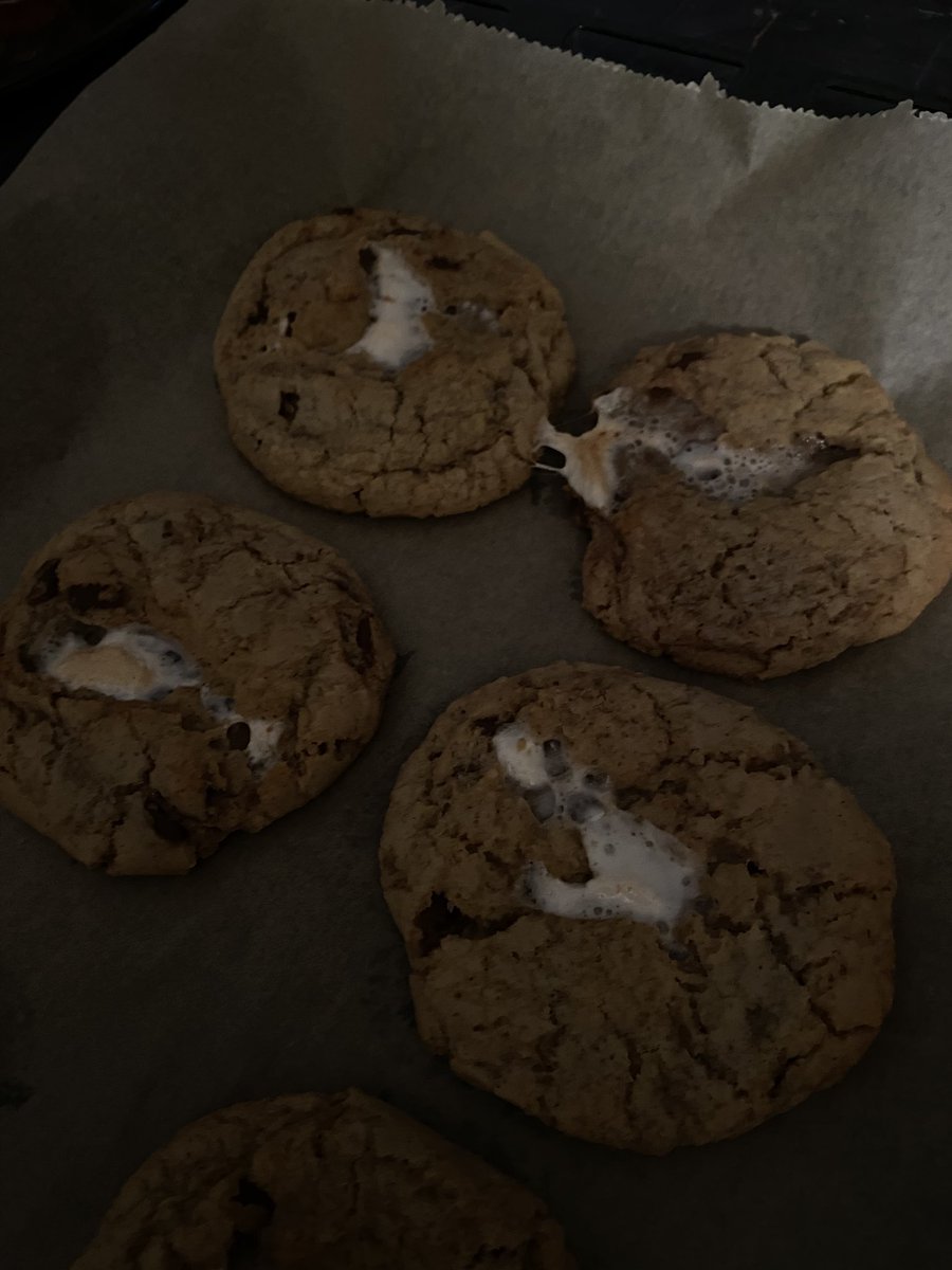 lea ✩₊˚. tweet media