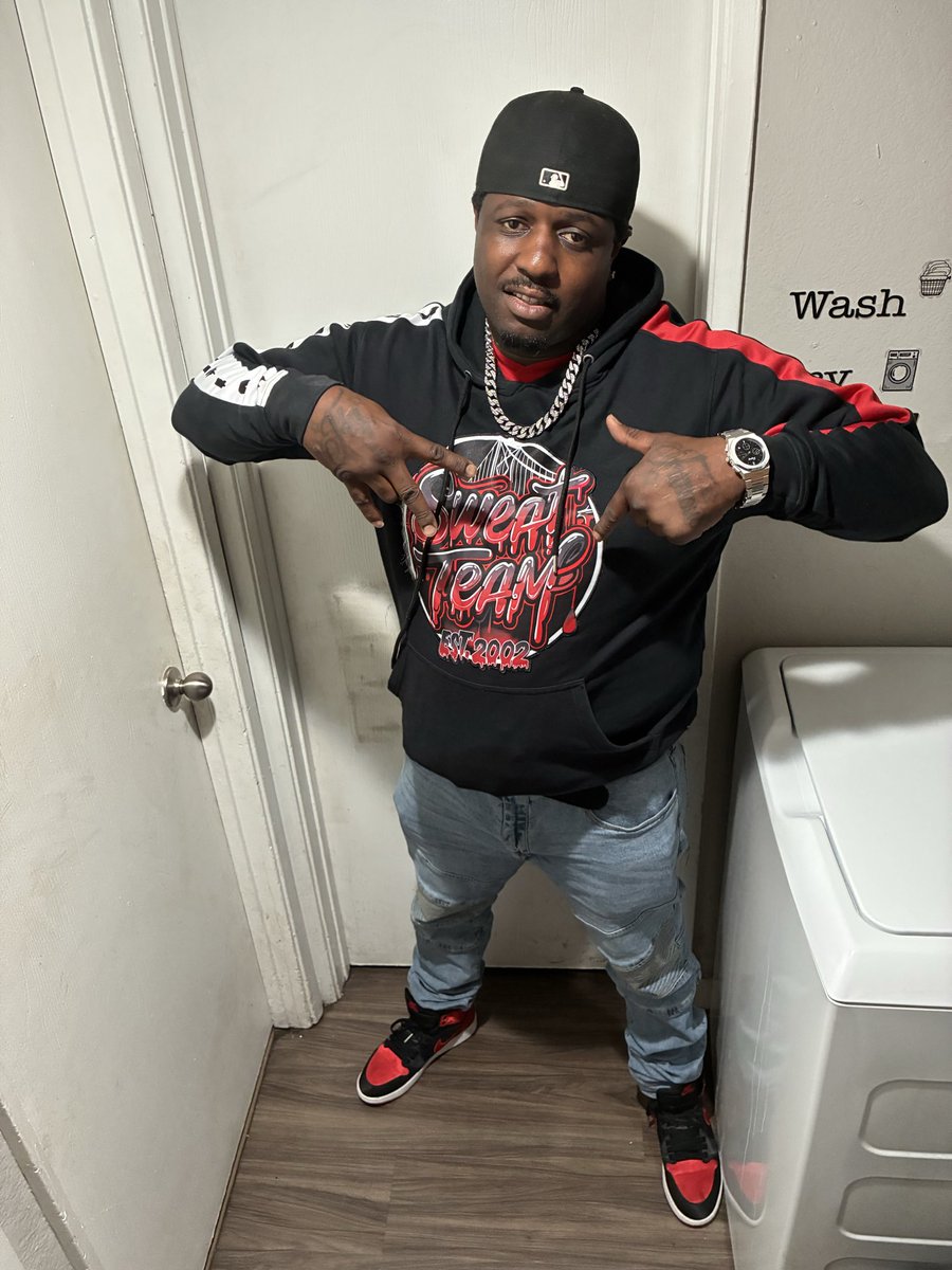Tony Ray Jones tweet media