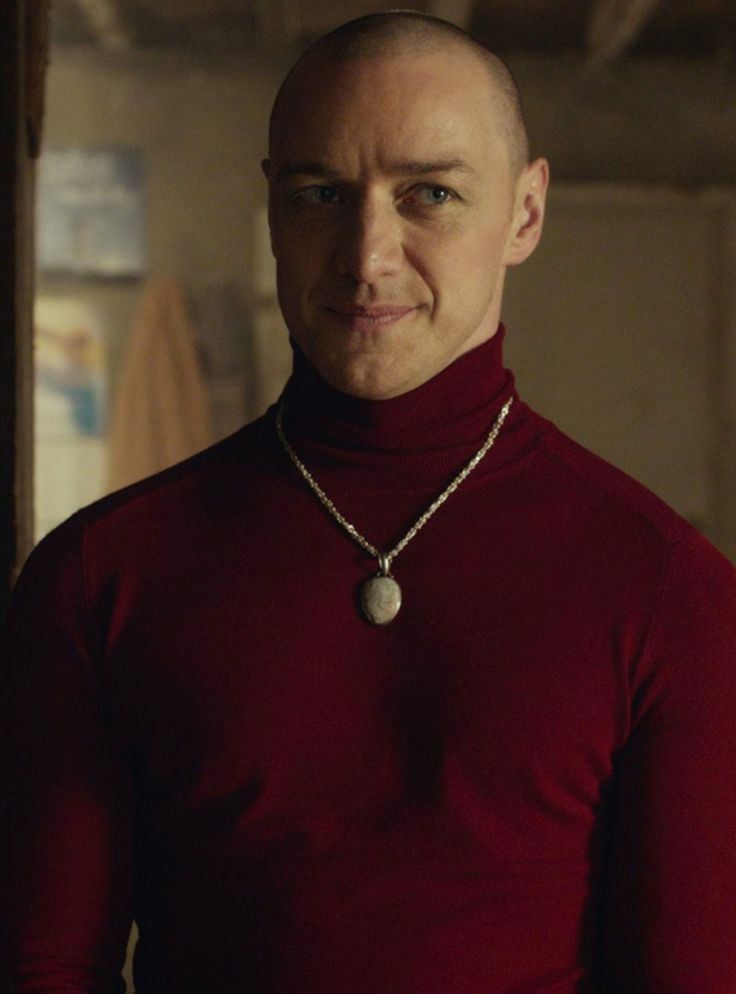 Несмертный идет сквозь туман tweet media