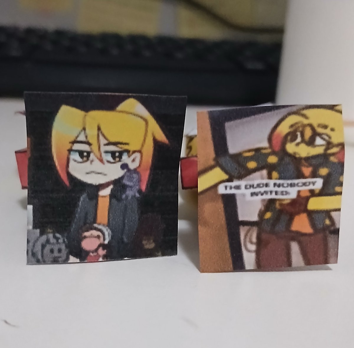 Poc_onho's tweet image. #Papercrafts do GUSTAA
sim, um ficou menor que o outro mas eu não vi problema nisso. Agora só falta um do Guilherme 

As imagens e o @ de quem fez vai estar aí em baixo desse post