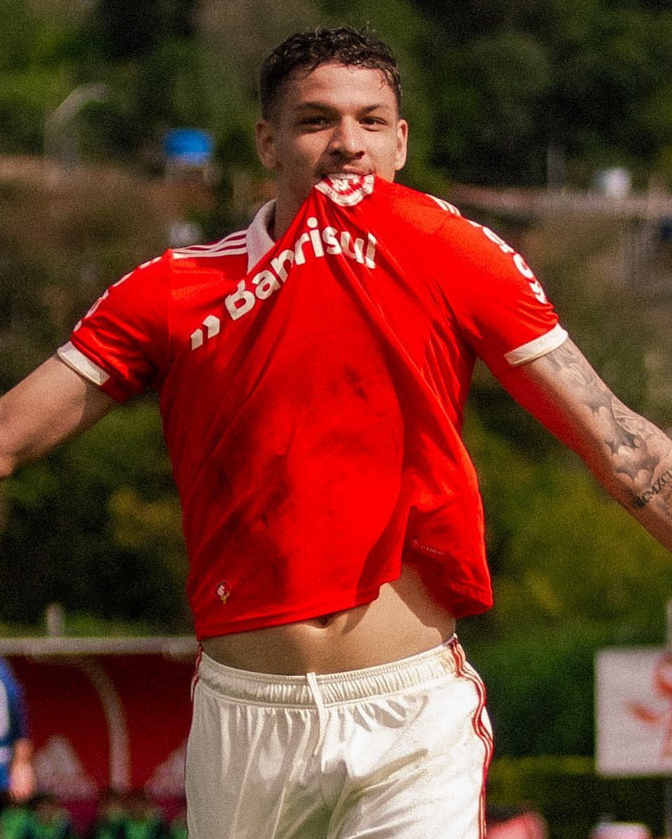 gostosos no futebol tweet media