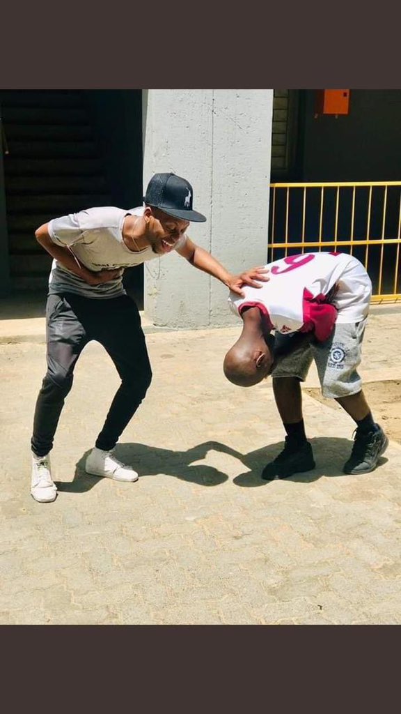 Ƙŵɓñ🇬🇭🦅 tweet media