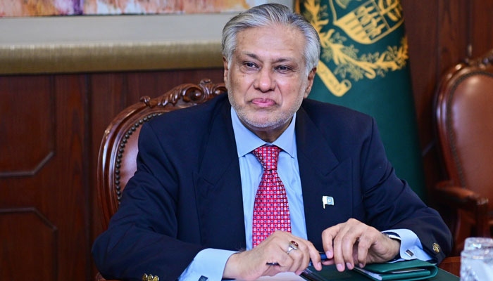 RedMarkar's tweet photo. A true salute to Pakistan's DPM and Foreign Minister @MIshaqDar50 

I personally know that despite suffering a fall on 29th March and enduring agony and pain, having sleepless nights, Ishaq Dar never rested. 

He engaged tirelessly with dozens of foreign dignitaries, endured back-to-back briefings, gave media appearances, and maintained complete operational secrecy throughout, all while keeping his composure.