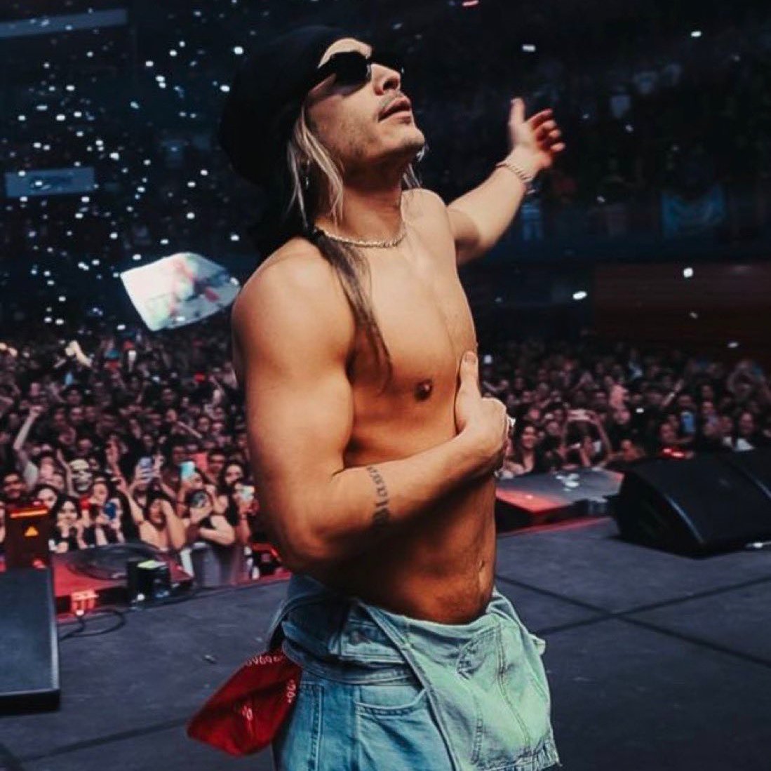 airbag files tweet media