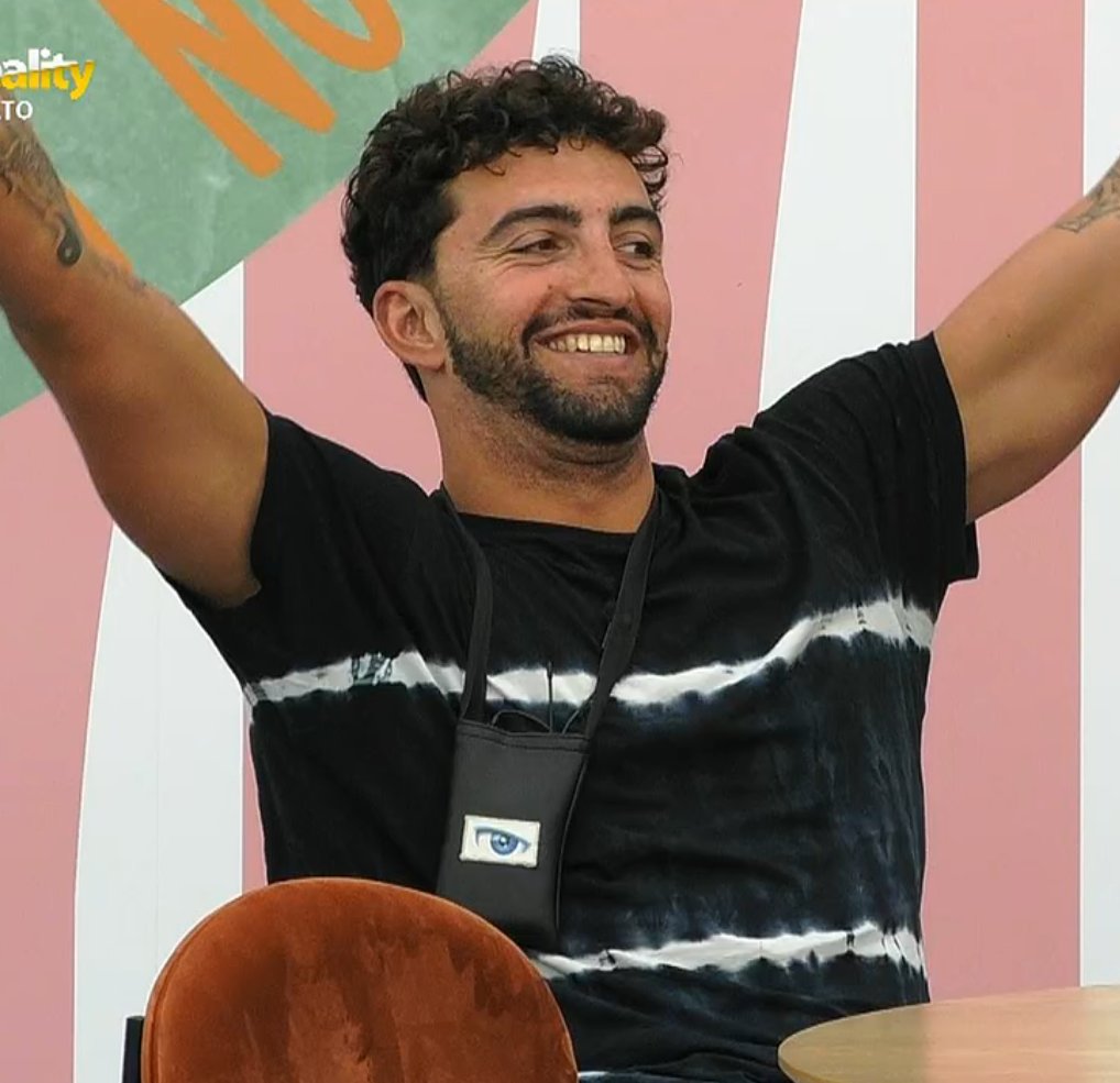 mrb. 🦋 tweet media