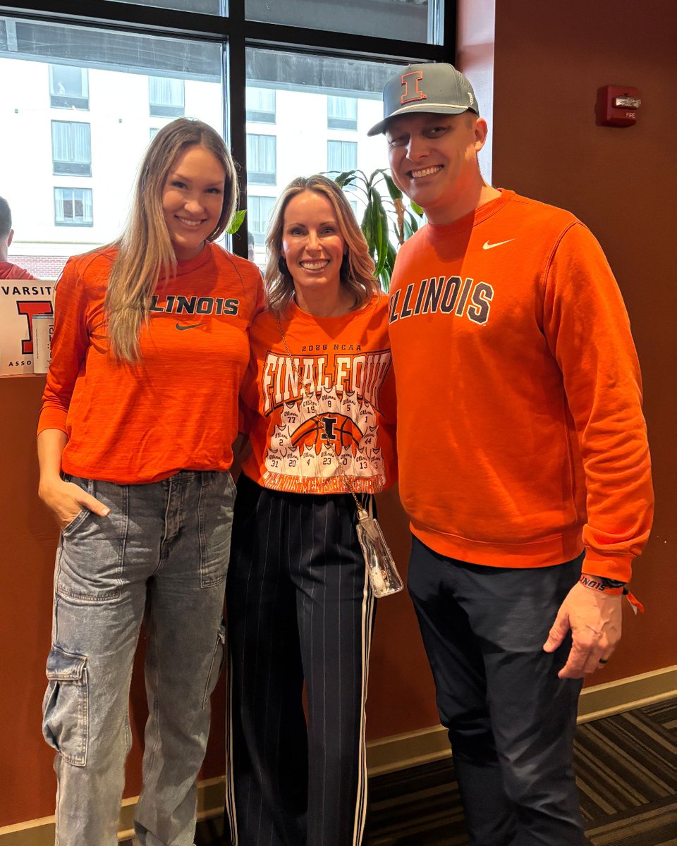 Illinois Volleyball tweet media