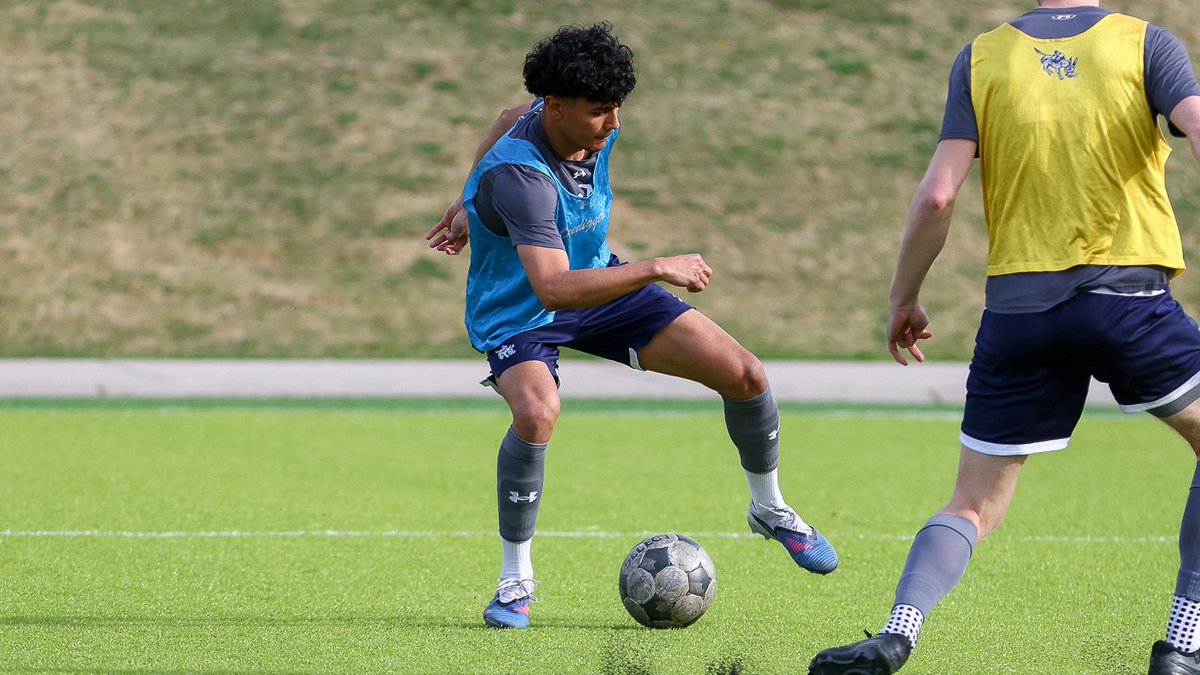 MinesMSOC's tweet photo. Still on that grind this spring

📸 - Patrick Murphy 

#HelluvaEngineer https://t.co/ymBZbuQZGR