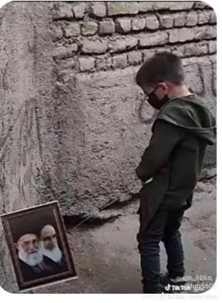 batlight31✝️🔺 tweet media