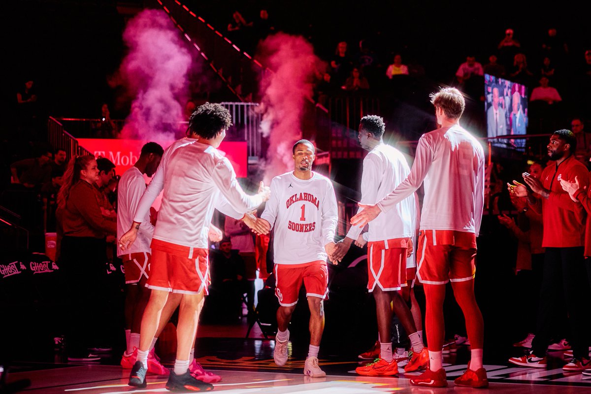 FOX Sports PR tweet media