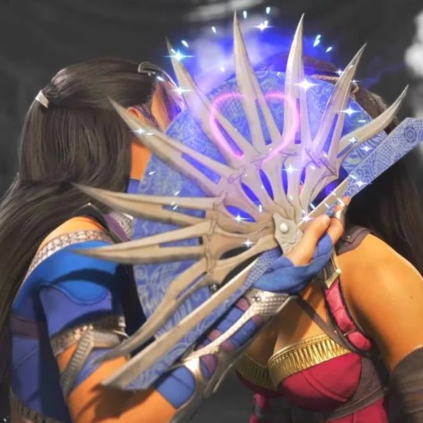 CoveredGeekly tweet media