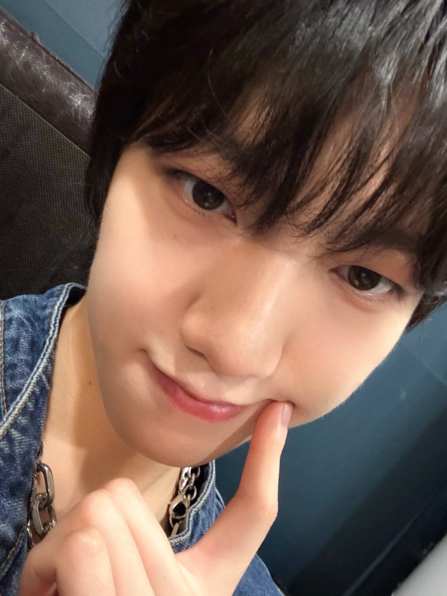 TRENDZ (트렌드지) tweet media