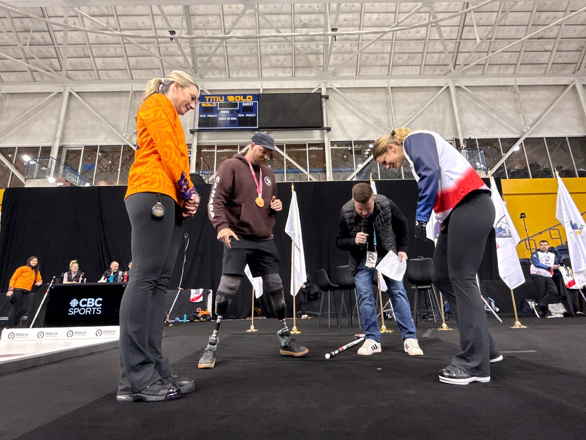 Devin Heroux tweet media