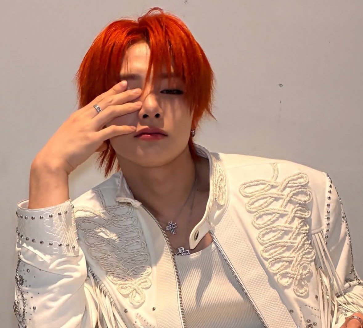 pusheenlino's tweet image. ! #Chanin mini au 🔞 !
                 The Final Reward 🐰

Es Pascua, y Jgn decide prepararle una búsqueda de huevos de chocolate a su novio por todo el jardín.

Lo que Chn no sabe es que el verdadero "premio final" no tiene nada que ver con chocolate.