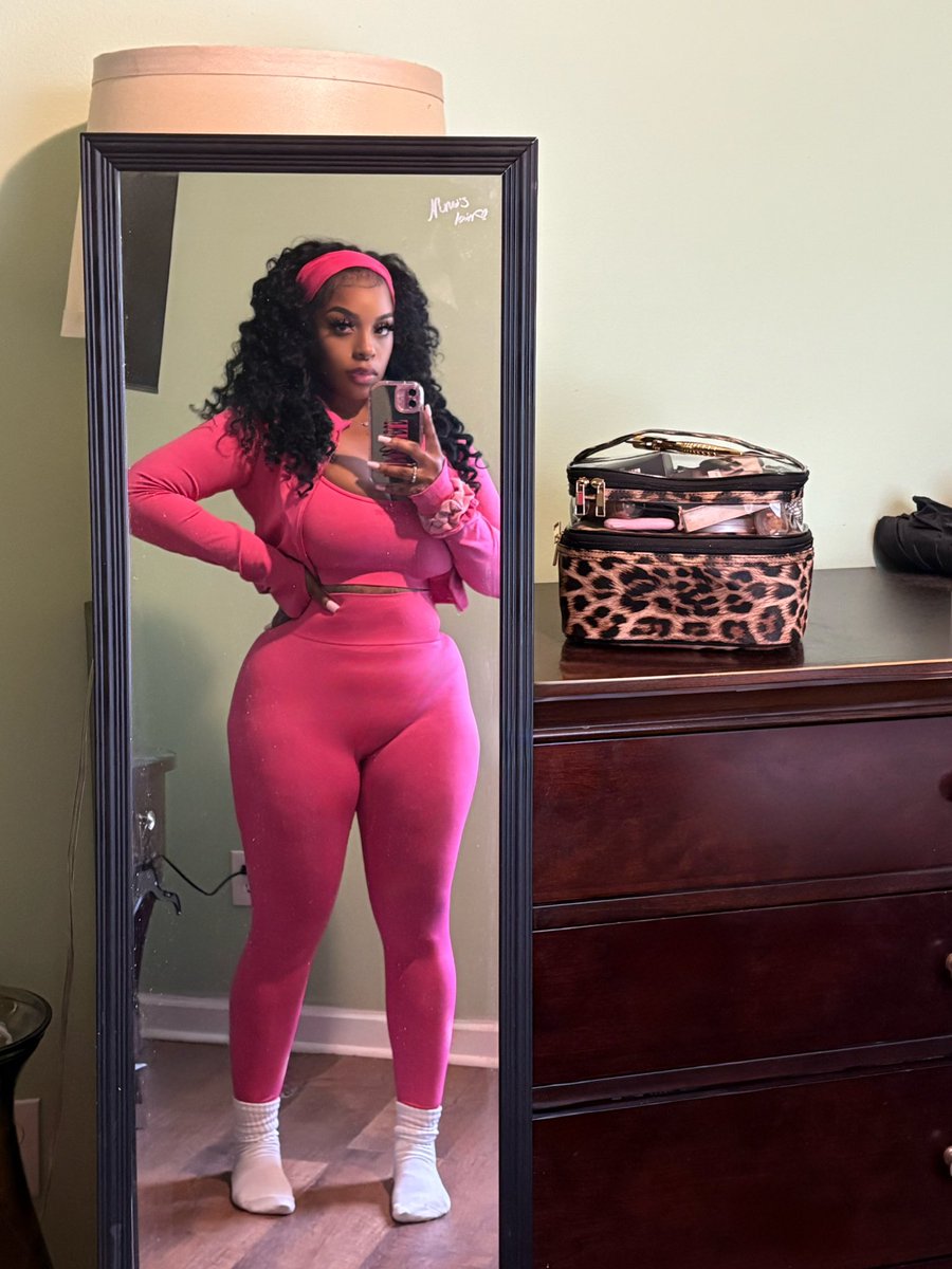 ꜰᴇᴍᴀʟᴇ ꜰᴜᴛᴜʀᴇ ʜᴇɴᴅʀɪx. tweet media