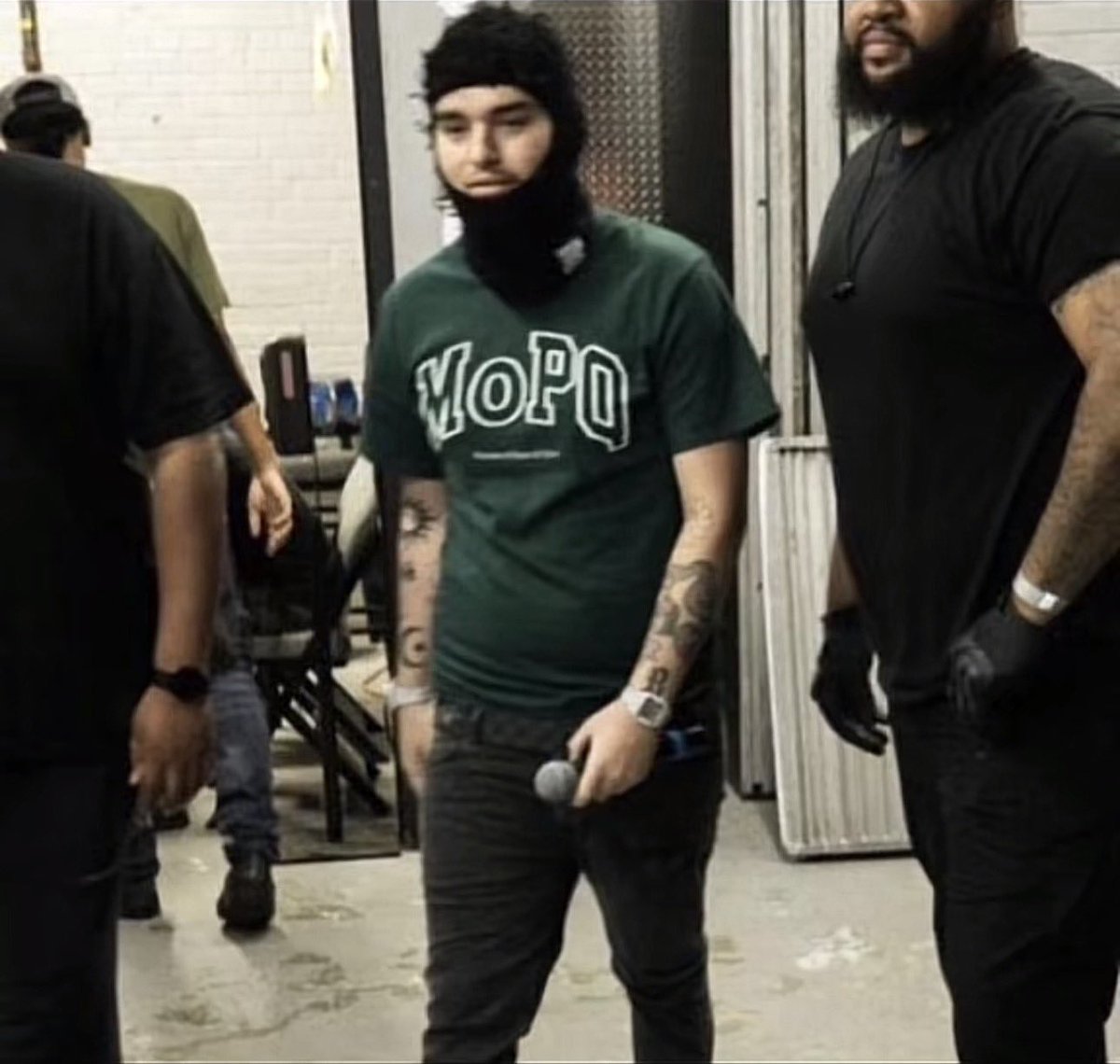 NIGGANOOBSAIBOT tweet media