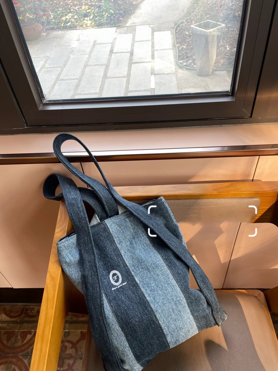 PocketGig.com tweet media