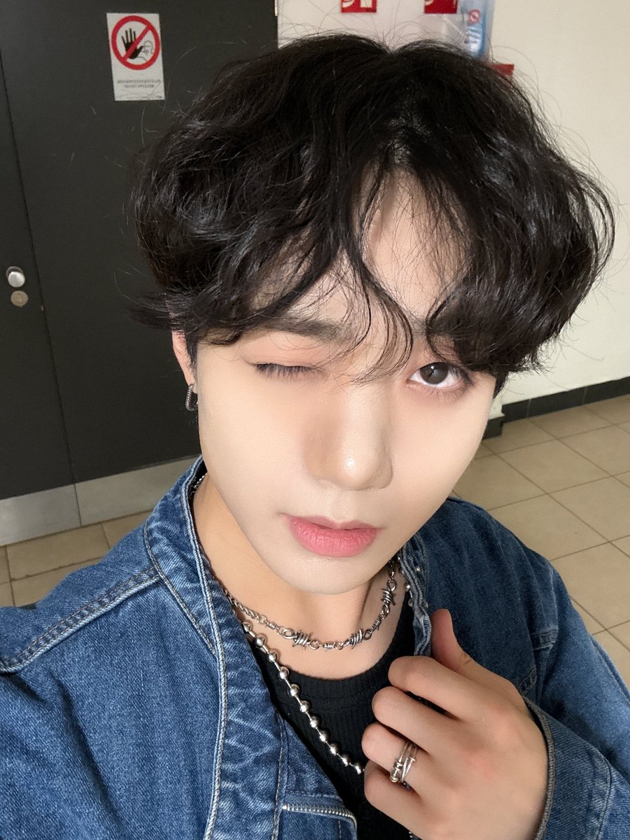 TRENDZ (트렌드지) tweet media