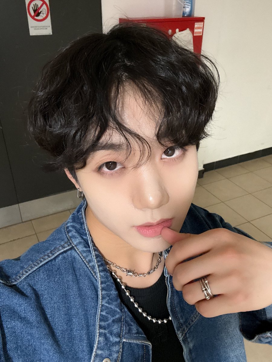 TRENDZ (트렌드지) tweet media