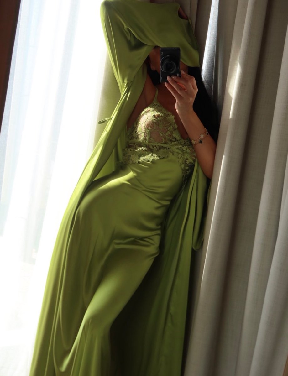 ❀ (@revesrosess) on Twitter photo 