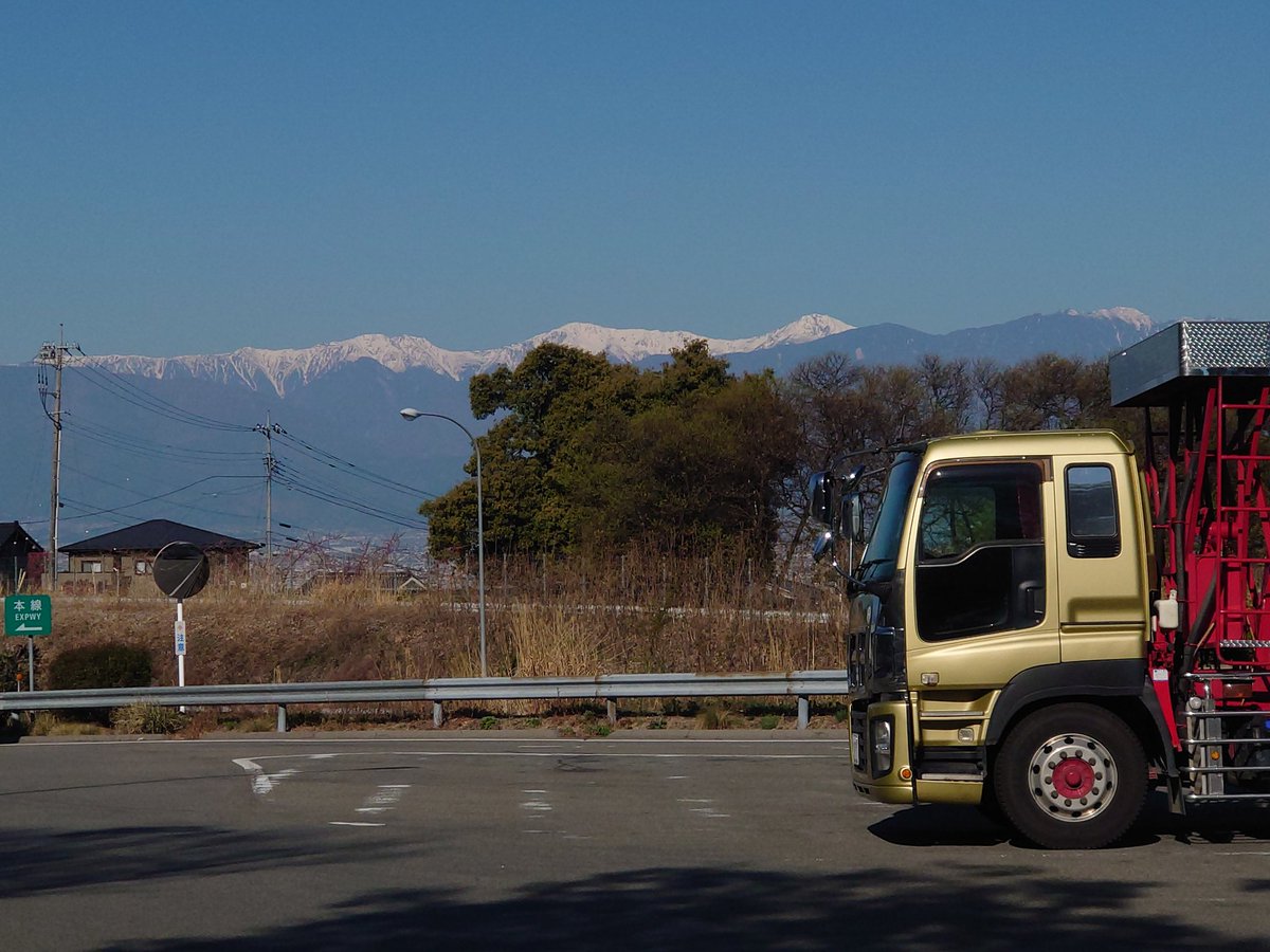 masanii_drone's tweet photo. 今日から国家資格二等の合宿❗️
今、中央高速を山梨県早川町に向けて運転しています。
今日〜明日で3名の方の二等夜間・目視外講習&修了審査です
今日も一日、頑張りましょう✌
#永ちゃん, #ドローン, #ロードバイク, #写真好き, #山梨県, #早川町, #ヘルシー美里, #YDIS, #国家資格講習, #JUIDA https://t.co/XgD64GiRwD
