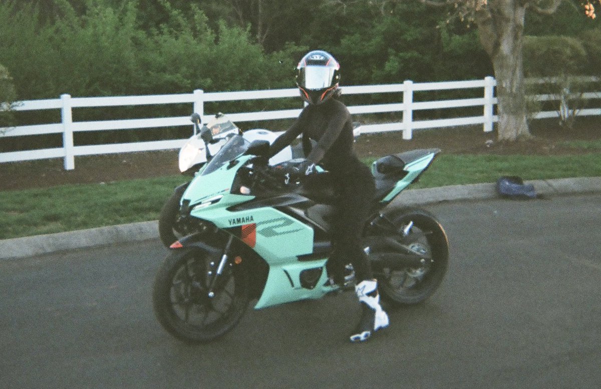 justfoxii ♡ tweet media