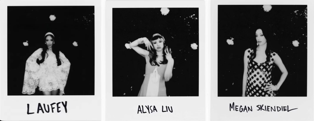 katsgifs's tweet image. the princesses of wasia came together... the planet is gonna explode