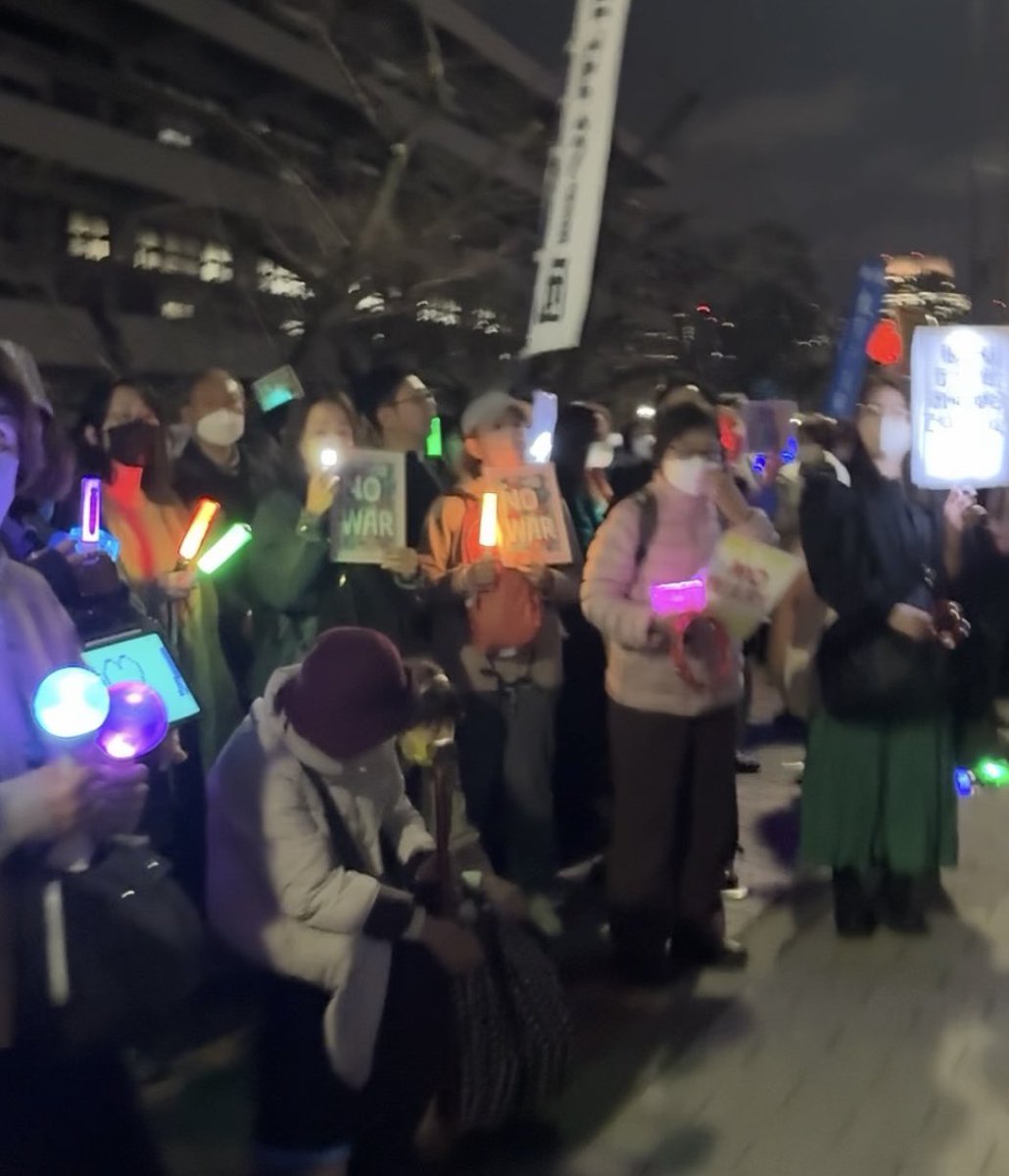 NoWar🌎 tweet media