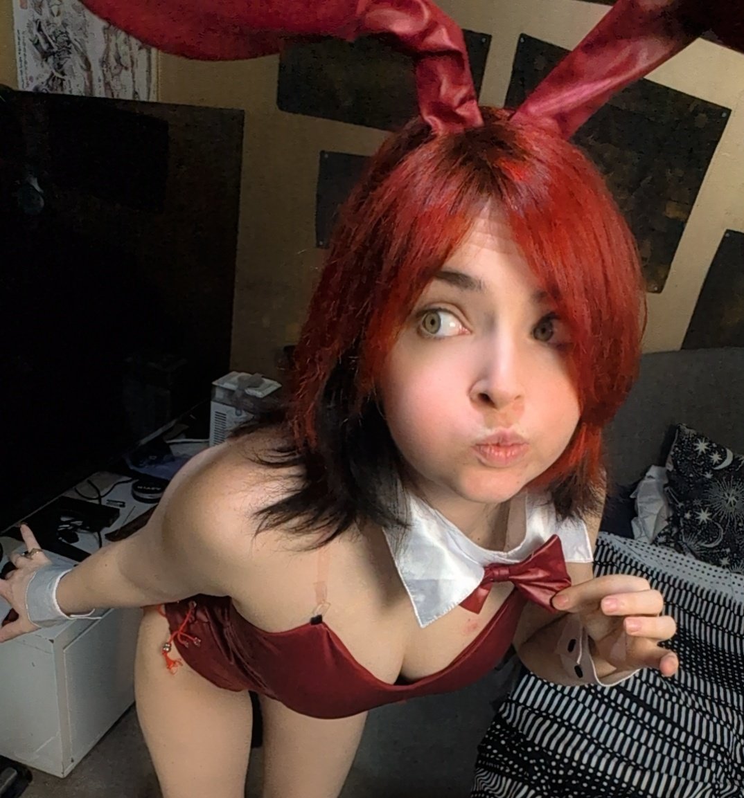 JadeLlewds (18+ content) tweet media