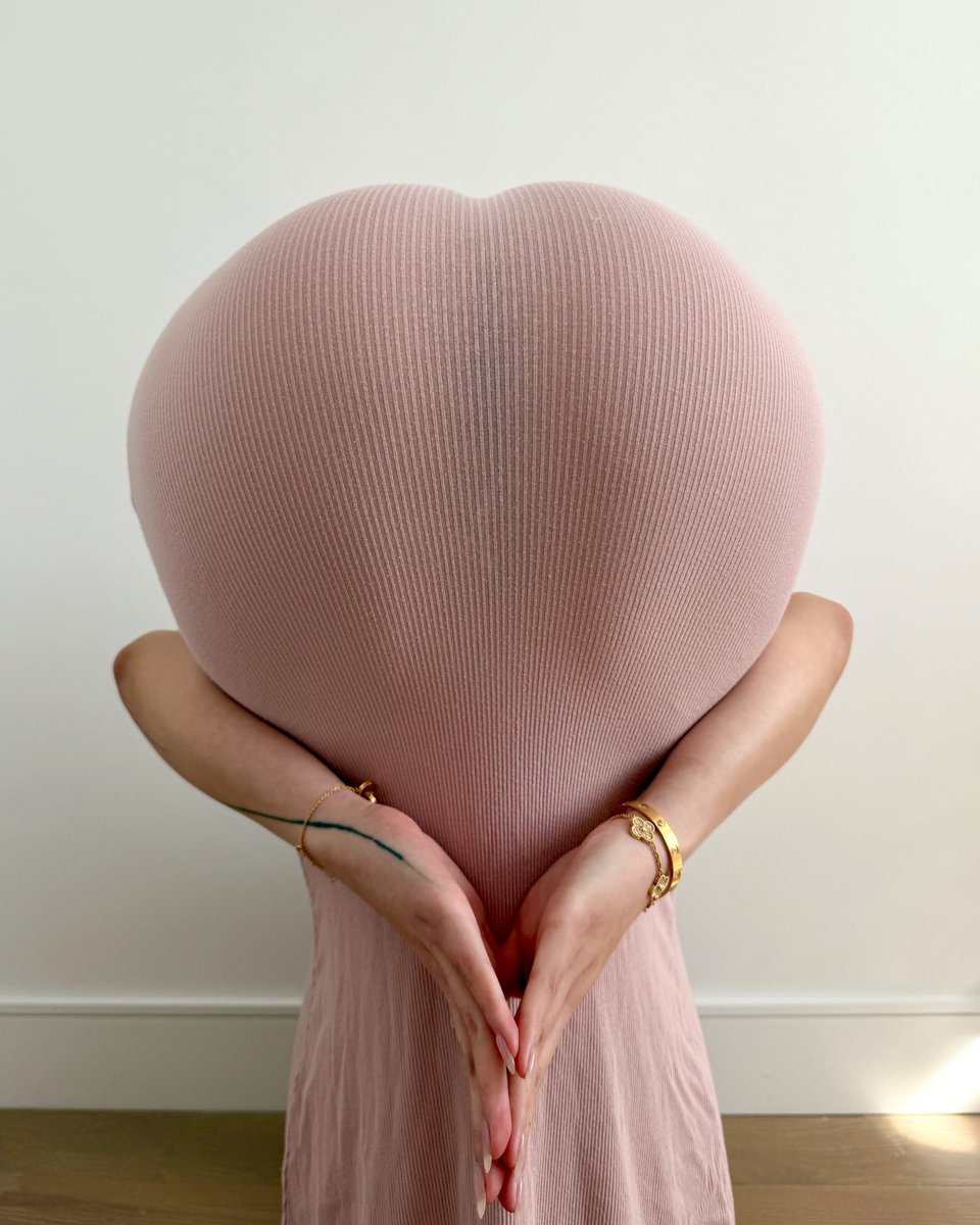 whatsupcathyz69's tweet image. This is apparently trending in Japan. Here’s my 💓 to you~ how did I do?🥰