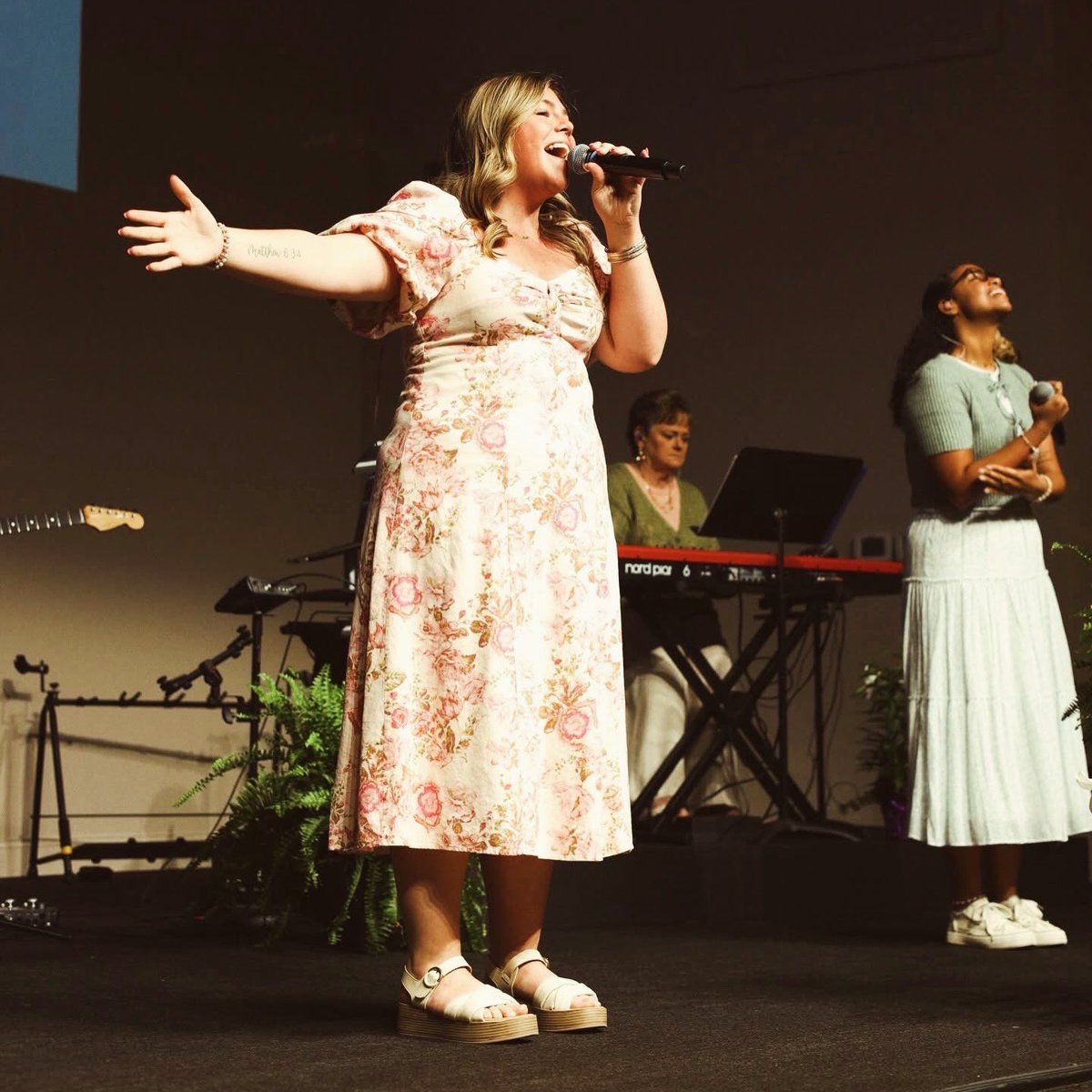 jeffdeyo's tweet photo. Sooooo thankful to everyone who made this Resurrection Sunday, so special! I love our church family! 🙌🔥😍🤩 https://t.co/l6Jp0AUFJZ