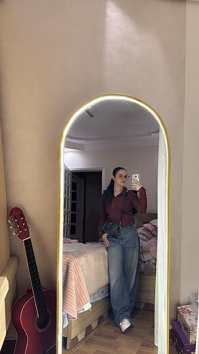 cinnamon girl tweet media