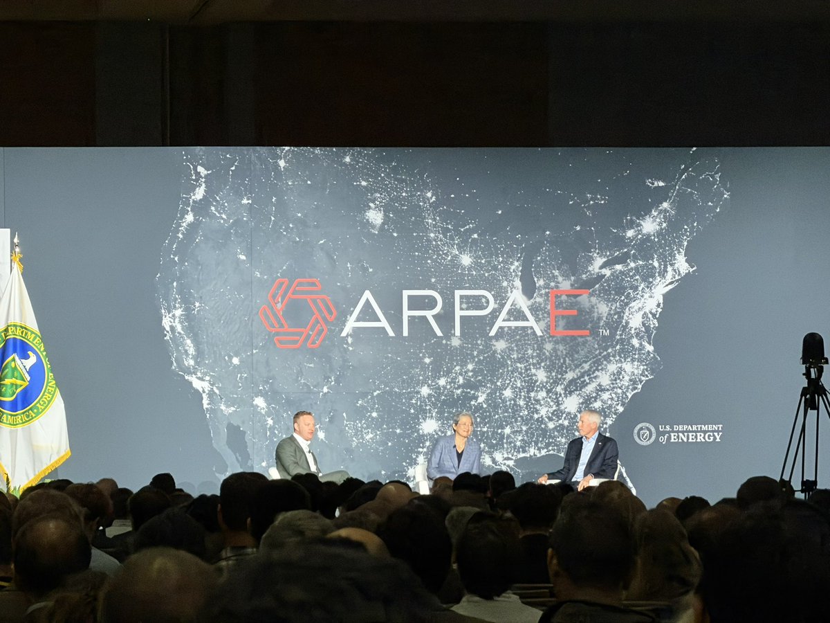 Feng Chu tweet media