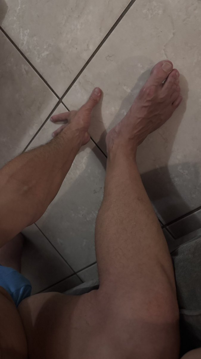 catchmyfeet's tweet photo. @waelio333 Nice https://t.co/KKJjYkt4Hy