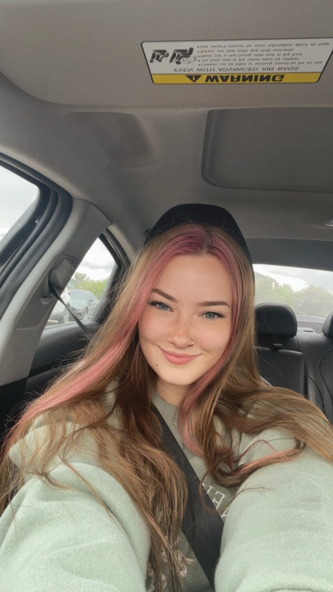 Goddess M 🖤 tweet media