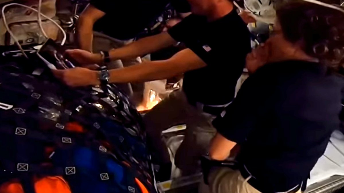 DobsonianPower's tweet photo. It would be great to see in detail these mysterious pictures Artemis 2 astronauts were selecting in their tablet right after the Moon flyby. Will they show us? https://t.co/rgngsdsVhM