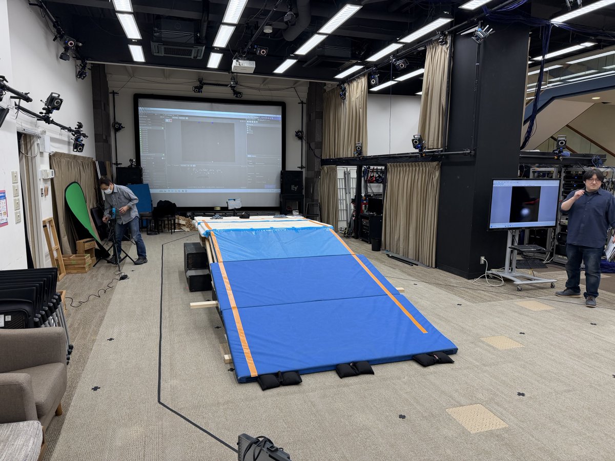 kawauso_twi's tweet photo. 今日はモーションキャプチャーの日。例の作品です(笑) https://t.co/YPOvhhhNd8