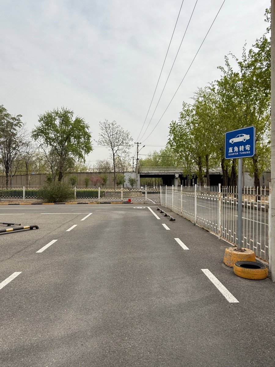 Alexey Gladkov tweet media