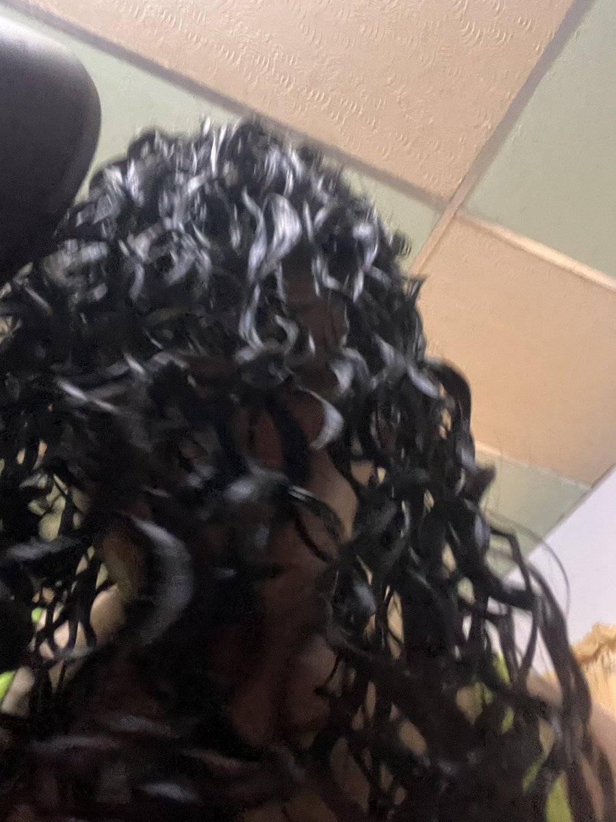 yuli in love 🩷 tweet media