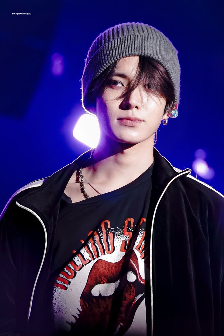 EVAN BASE tweet media