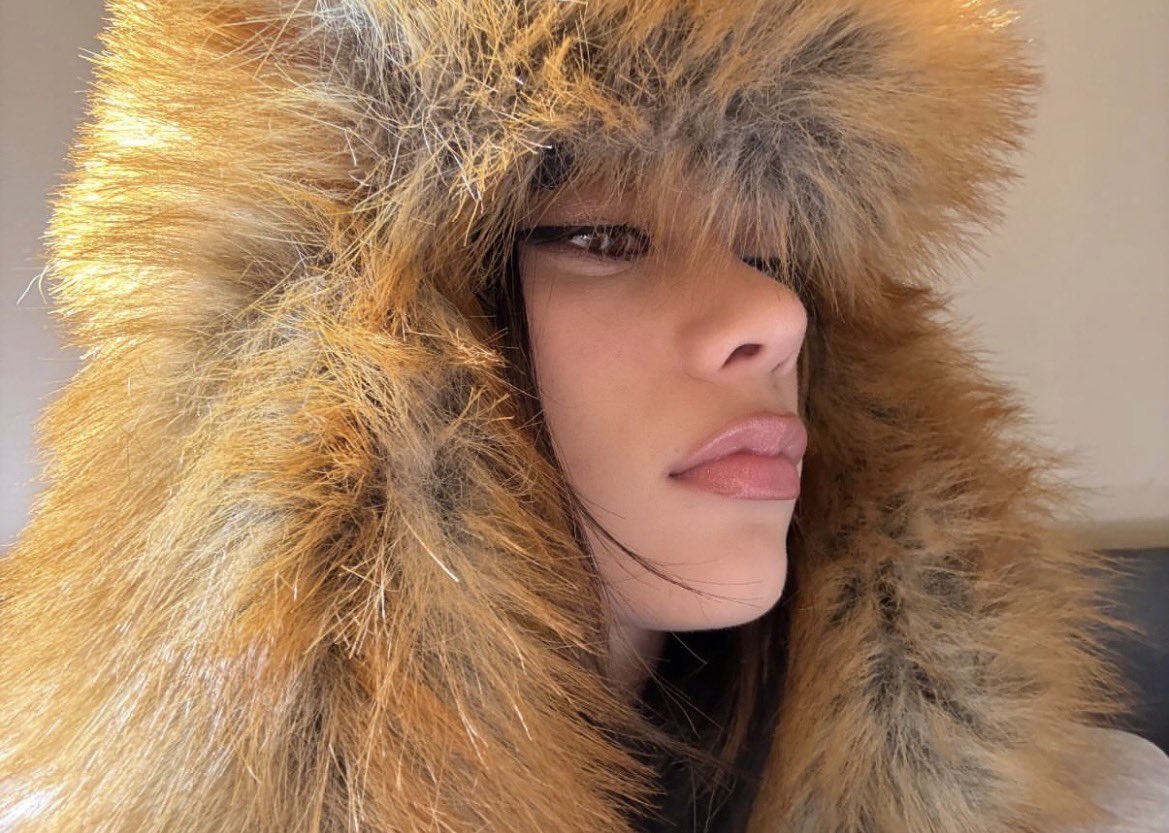 megan jogando valorant tweet media