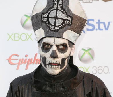 nova ^_^ tweet media