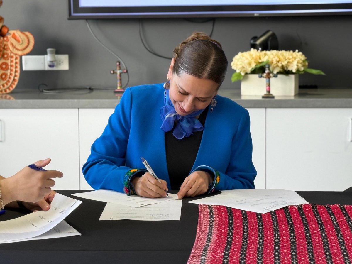 María Elena Orantes tweet media