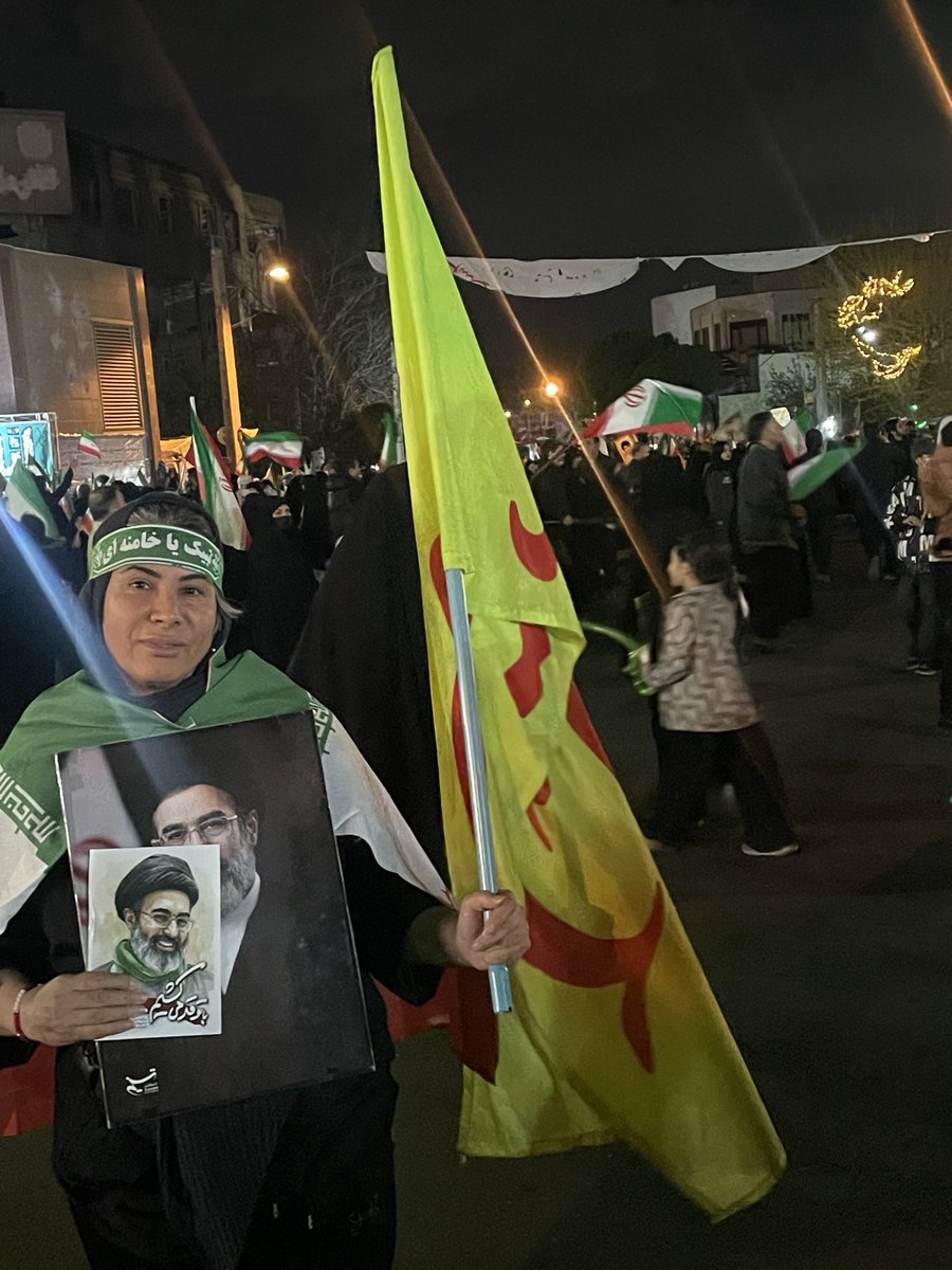 i_love_Iranam's tweet image. اینجا نقطه اتحاده
اینجا نقطه عملی کردن لبیک یا خامنه‌ای‌های این چهل شبه
همون‌هایی حالا آتش بس کردن که چهل شب بهشون گفتیم بزن که خوب می‌زنی
الله اکبر و لله الحمد

#شکست_آمریکا
#EpicFail