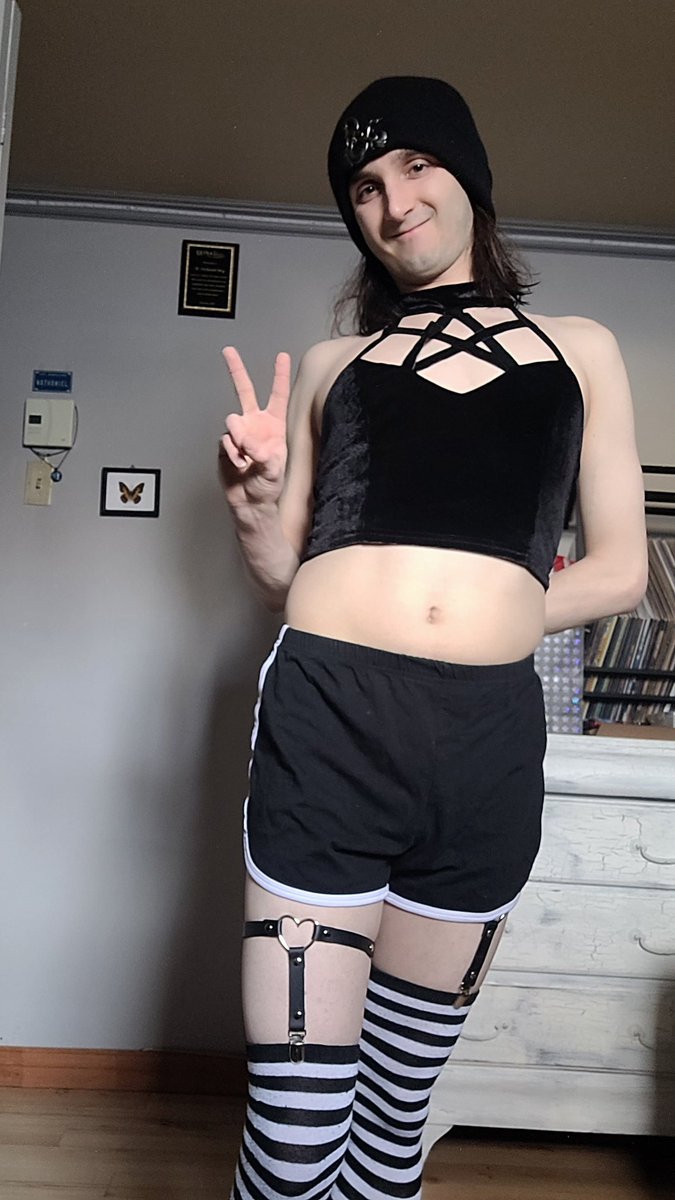 Princess Lunna (Chasti's Bitch) tweet media