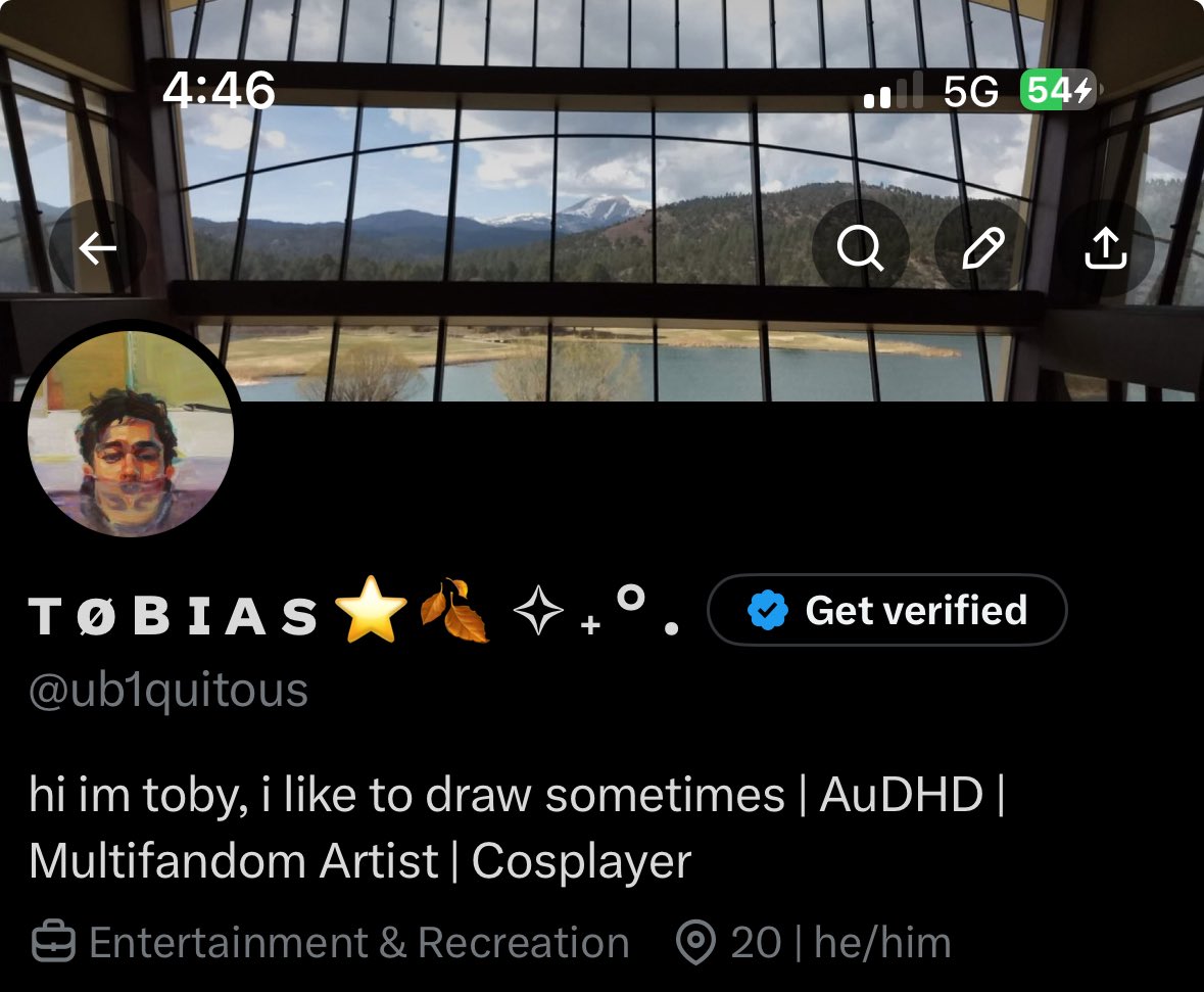ub1quitous's tweet photo. oh my god holy shit (this has been my bio since 2019 im cooked) https://t.co/k7nLd8Jaev