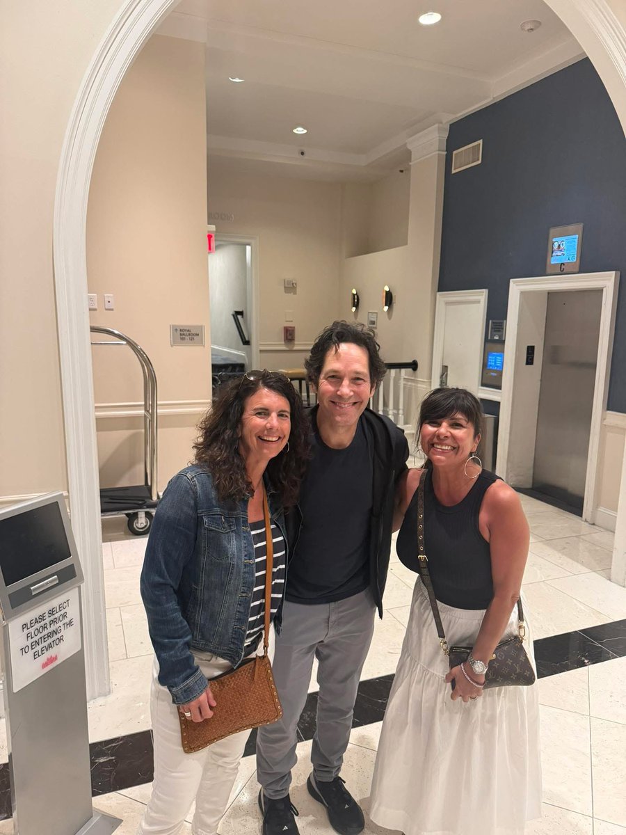 paul rudd love bot ⋆. 𐙚 ˚ tweet media