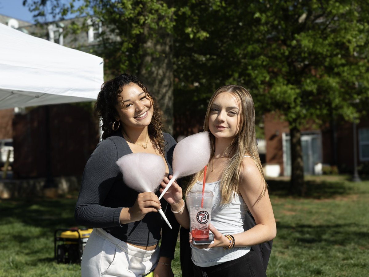 Western Kentucky University tweet media