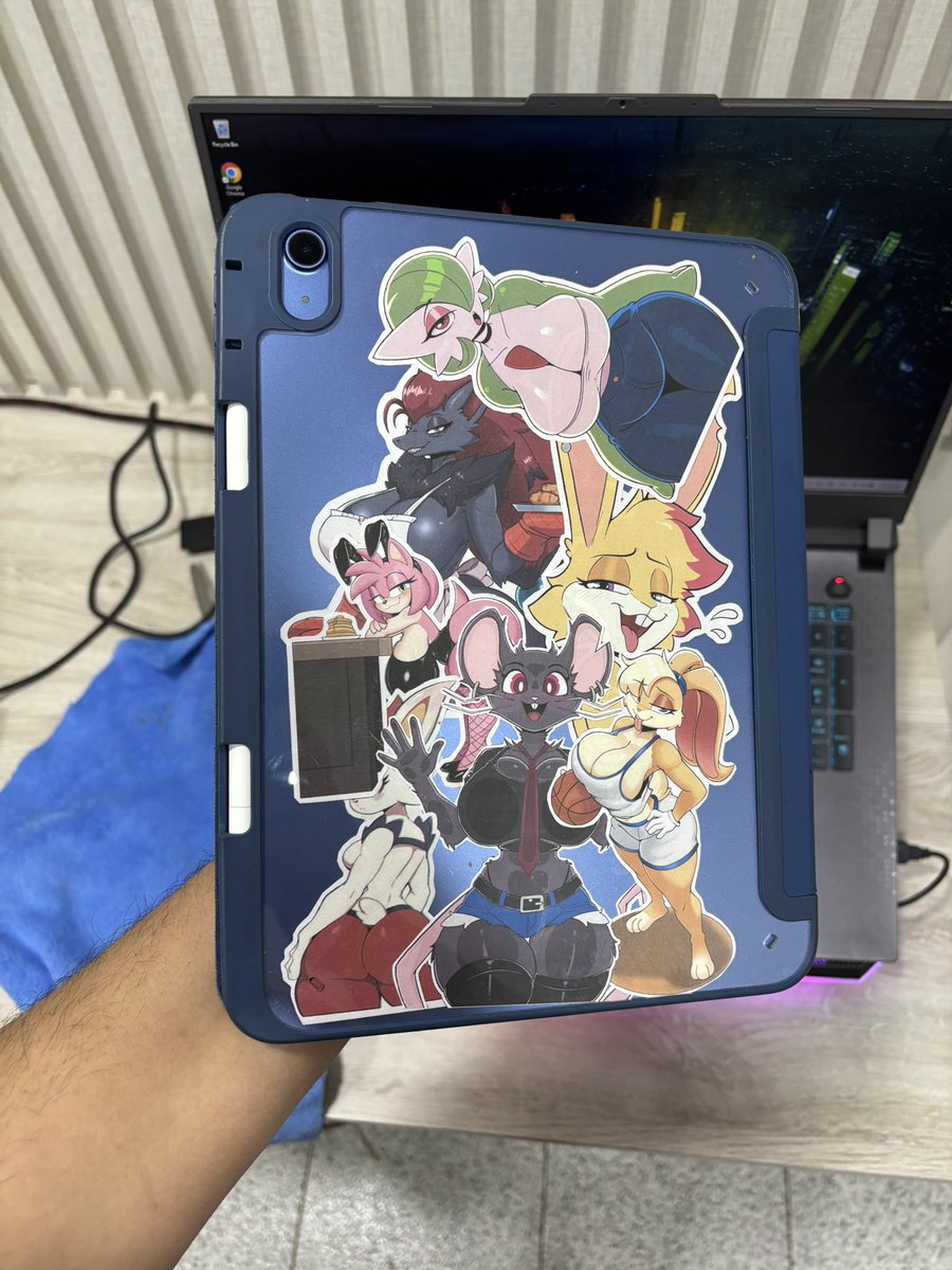 Hambu 🍔🔞 (No commissions) tweet media