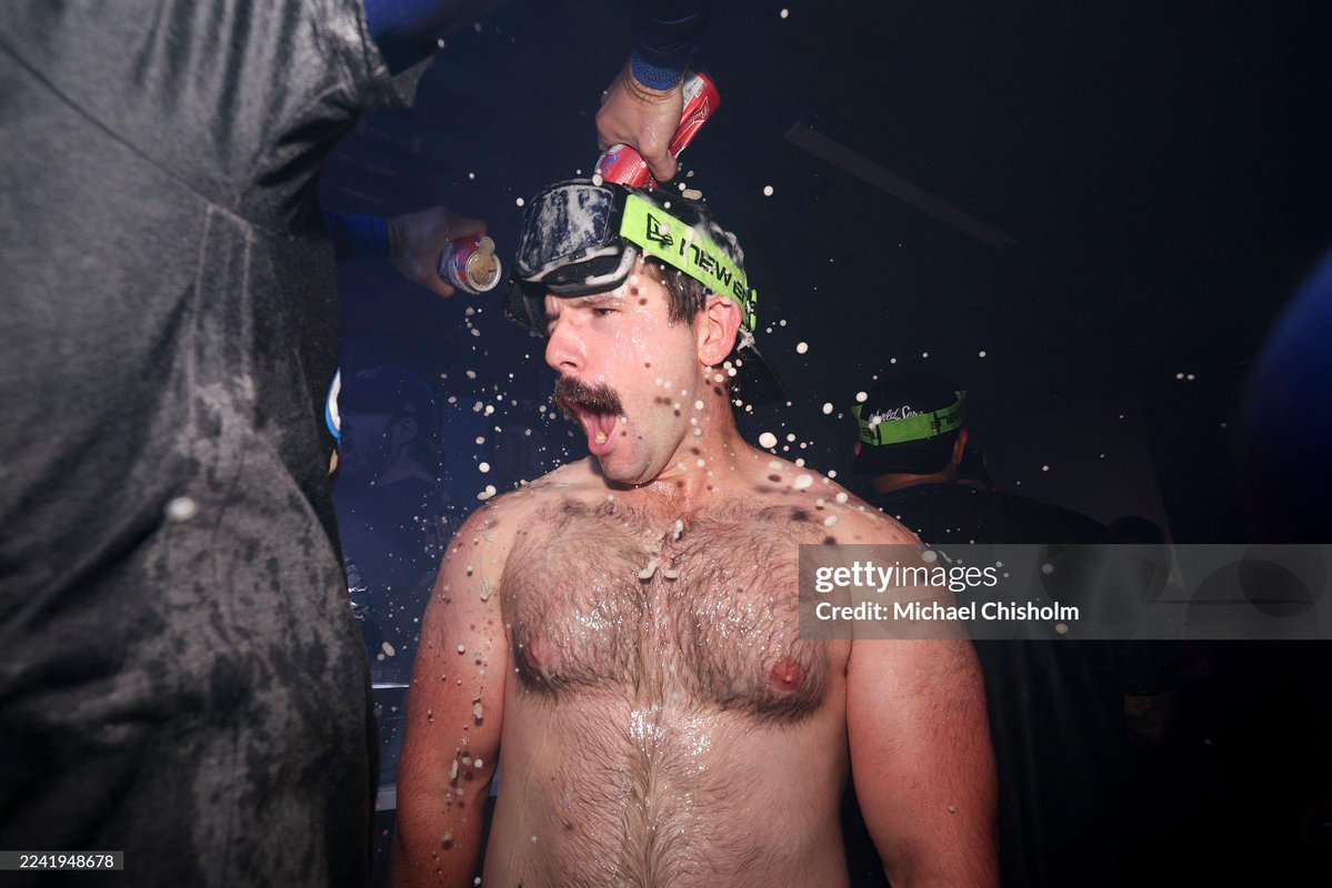 Johnny Boy tweet media